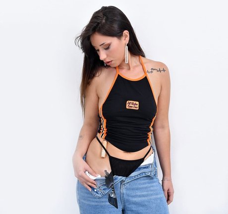 Naken läckt OnlyFans-bild av Orel Asado