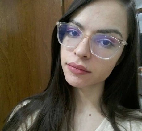 Foto di nudo di fuga di OnlyFans di Yuliabae