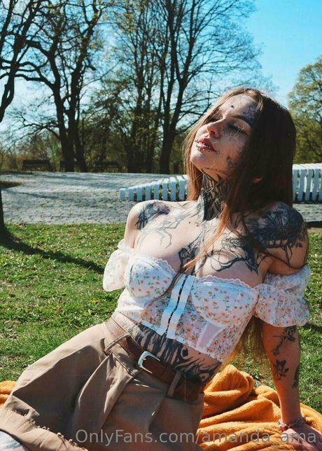 Alasti lekkinud OnlyFans-i pilt Amandamu