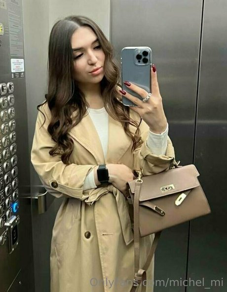 Alasti lekkinud OnlyFans-i pilt Dollyreed