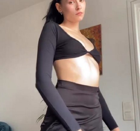 Alasti lekkinud OnlyFans-i pilt Evgenianirka