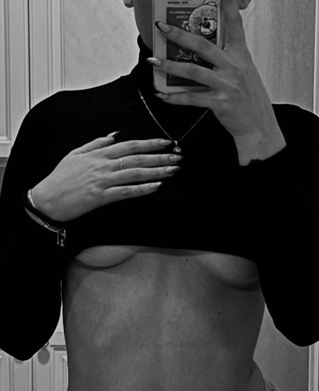 Foto di nudo di fuga di OnlyFans di Sabyoki