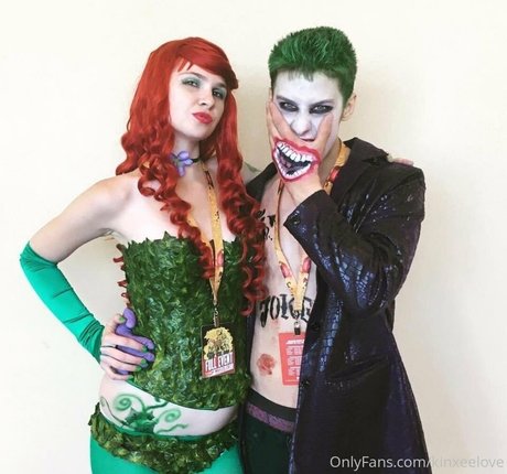 Naakte gelekte OnlyFans-foto van Cherryfoxjk