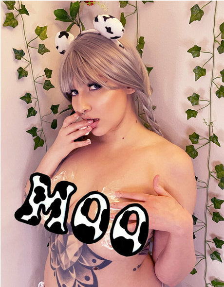 Alasti lekkinud OnlyFans-i pilt Bebeblufree