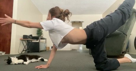 Обнаженная фотография утечки OnlyFans от Luvmeorhateme333