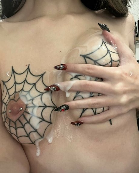 OnlyFans-model Amethystsnowxx