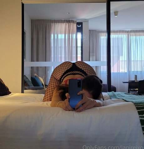 Naakte gelekte OnlyFans-foto van Lanireixo