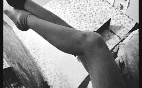 Обнаженная фотография утечки OnlyFans от Mamaogra