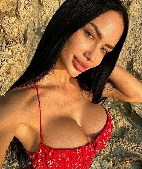 Photo nue de fuite OnlyFans de Valentinareina