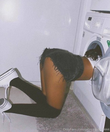 Naken lekkede OnlyFans-bilde av Princessdani444
