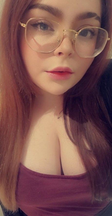 Nacktes geleaktes OnlyFans-Foto von Annacupkek