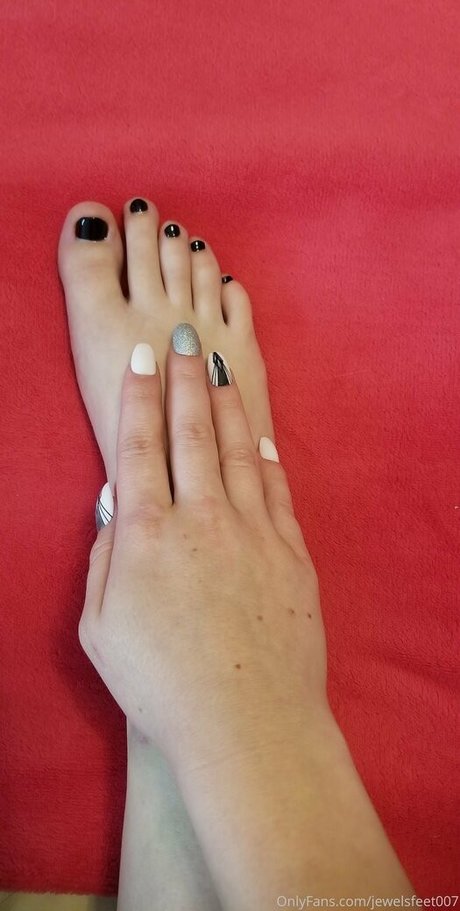 Alasti lekkinud OnlyFans-i pilt Skylarjewel007