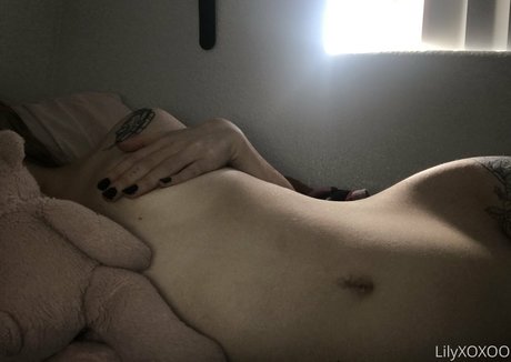 Обнаженная фотография утечки OnlyFans от Saadlilthot