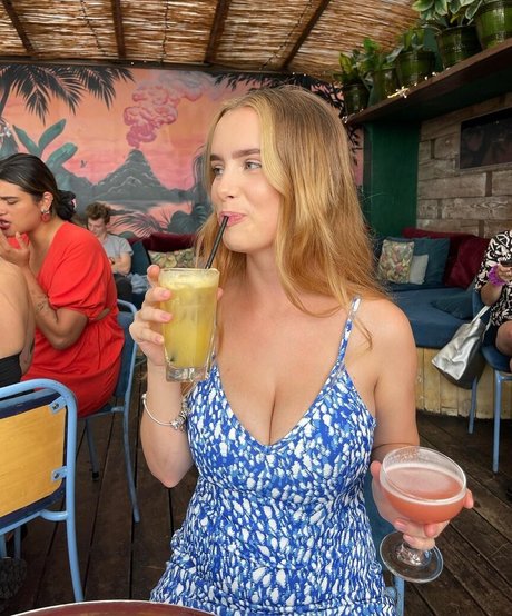 Foto di nudo di fuga di OnlyFans di Aluca Jones