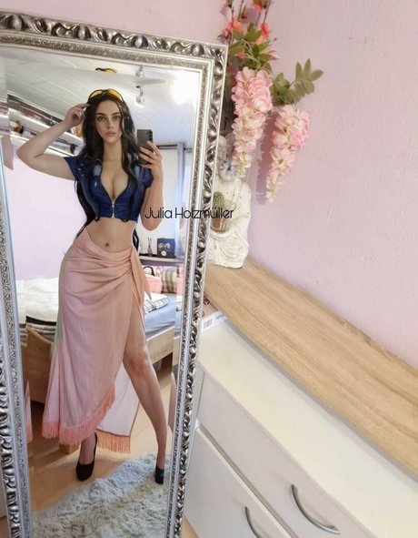 Julia Holzmuller naked leaks OnlyFans pic