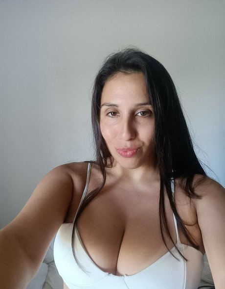Nahá fotka uniklých OnlyFans od Estefania Moreira
