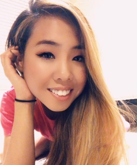 Nahá fotka uniklých OnlyFans od Floskeee