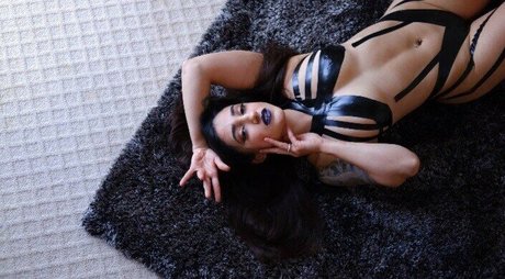 Naakte gelekte OnlyFans-foto van Wander Cosplay