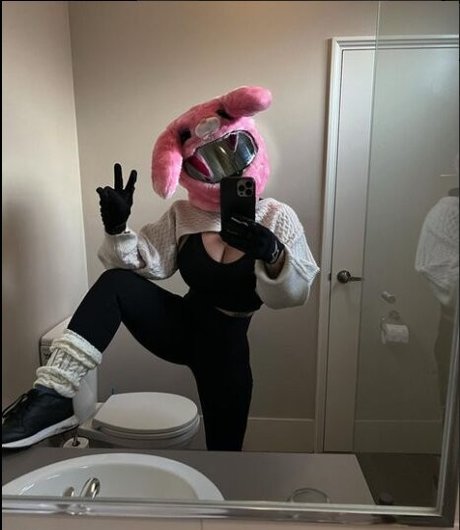 Naakte gelekte OnlyFans-foto van Kwickasfuki