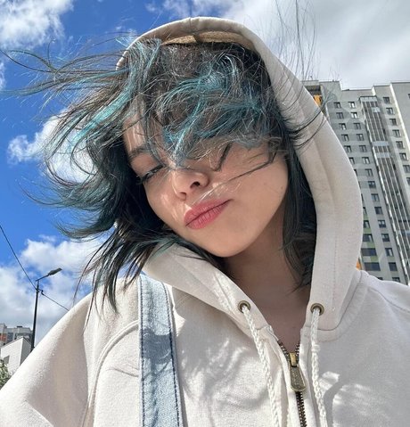 Обнаженная фотография утечки OnlyFans от Lilyewing