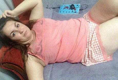 Naken lekkede OnlyFans-bilde av Bunwithjam