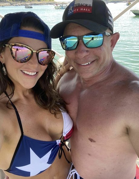 Alasti lekkinud OnlyFans-i pilt Lovatogronberg