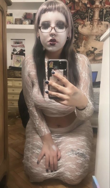 Paulaisrotting naked leaks OnlyFans pic