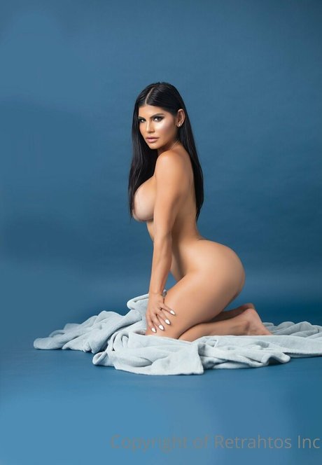 Nacktes geleaktes OnlyFans-Foto von Mailyn Fernandez