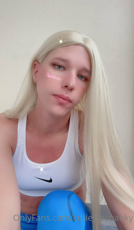 OnlyFans-model Emiliaxsweden