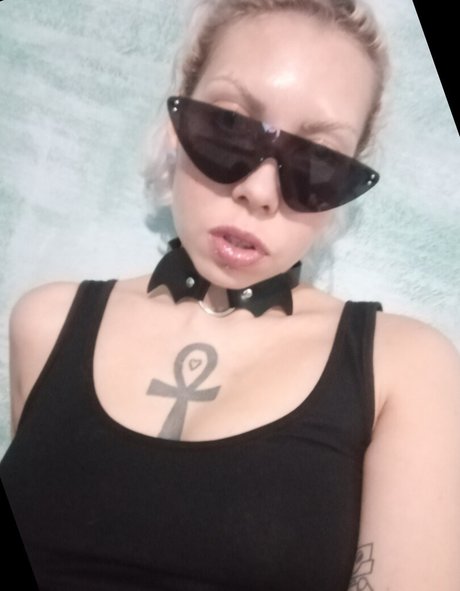 Naakte gelekte OnlyFans-foto van Solarislofy