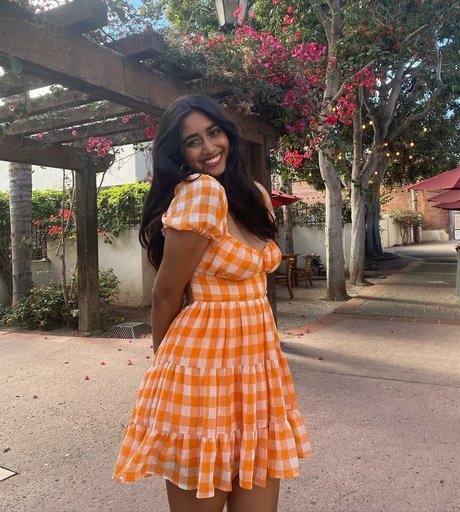 Naakte gelekte OnlyFans-foto van Ritishaaaaaaaaaa