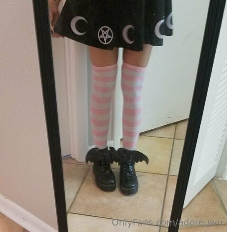 OnlyFans-model Cosplayadore