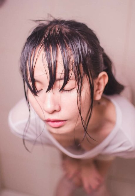 Alasti lekkinud OnlyFans-i pilt Mikkitty