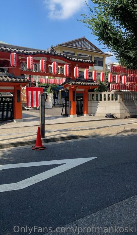 Alasti lekkinud OnlyFans-i pilt Profmankoski