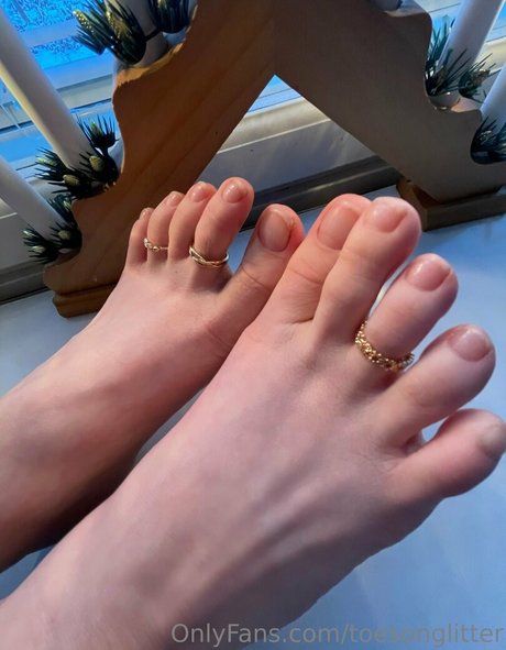 Toesonglitter naked leaks OnlyFans pic