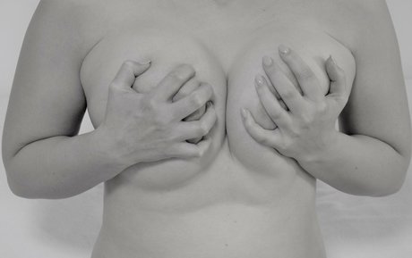 Naakte gelekte OnlyFans-foto van Cookiegirlslo