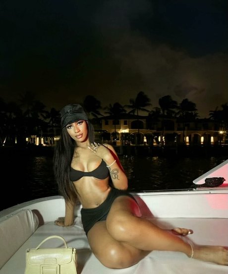 Nacktes geleaktes OnlyFans-Foto von Thatgirlneya