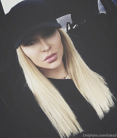 Naken läckt OnlyFans-bild av Luvluvuxuluvluv