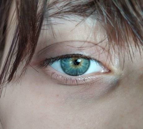 Naakte gelekte OnlyFans-foto van Luvskittie