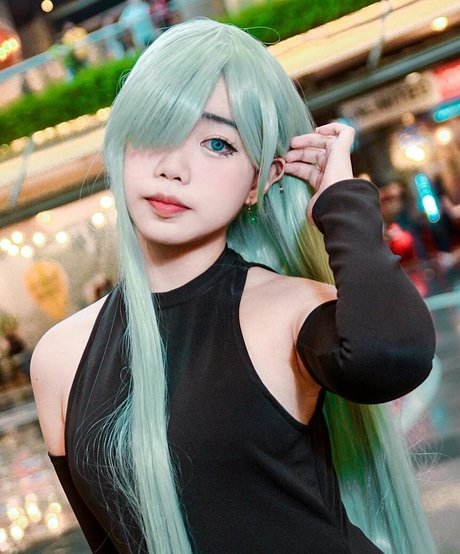 Hachimitsusins OnlyFansリークヌード写真