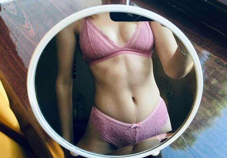 OnlyFans-model Yummysofie