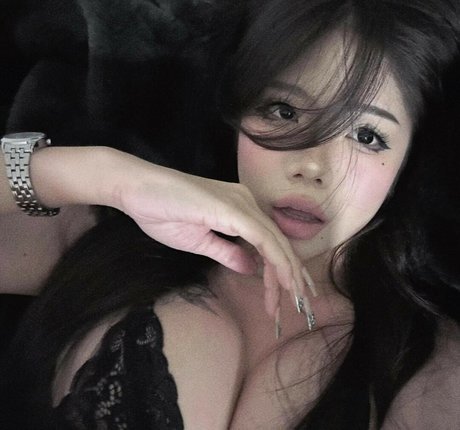 Naken lekkede OnlyFans-bilde av Veronica Lucifer