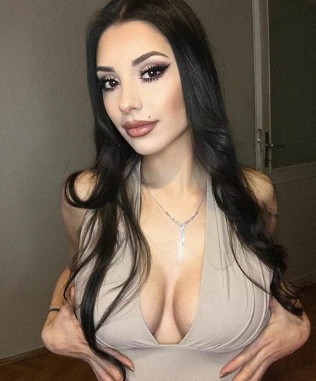 Aslihan OnlyFans泄露裸照