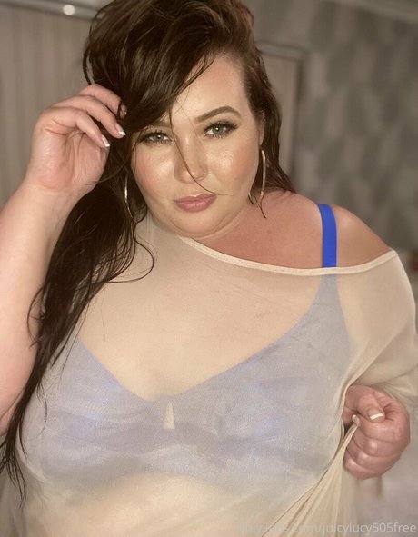 Foto desnuda filtrada de OnlyFans de Juicylucy505free