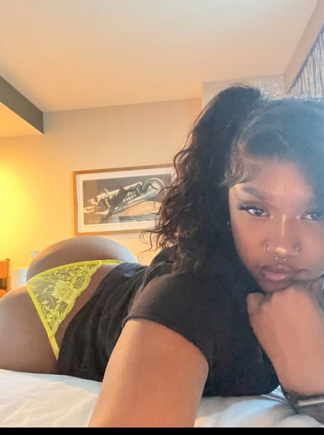 Naken läckt OnlyFans-bild av Bracefacelaii