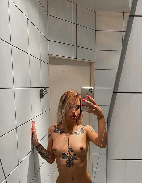 Nacktes geleaktes OnlyFans-Foto von Kristina Volkova
