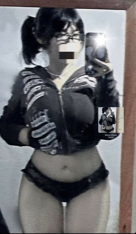 Nacktes geleaktes OnlyFans-Foto von Rzz666