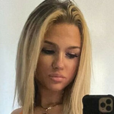 Nahá fotka uniklých OnlyFans od Codiejadecockerill