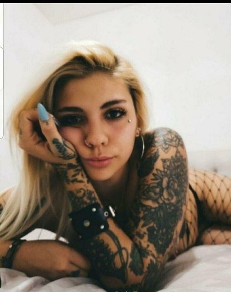 Merryencyy naked leaks OnlyFans pic