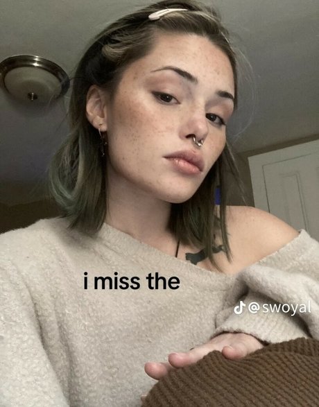 Nahá fotka uniklých OnlyFans od Swoyal